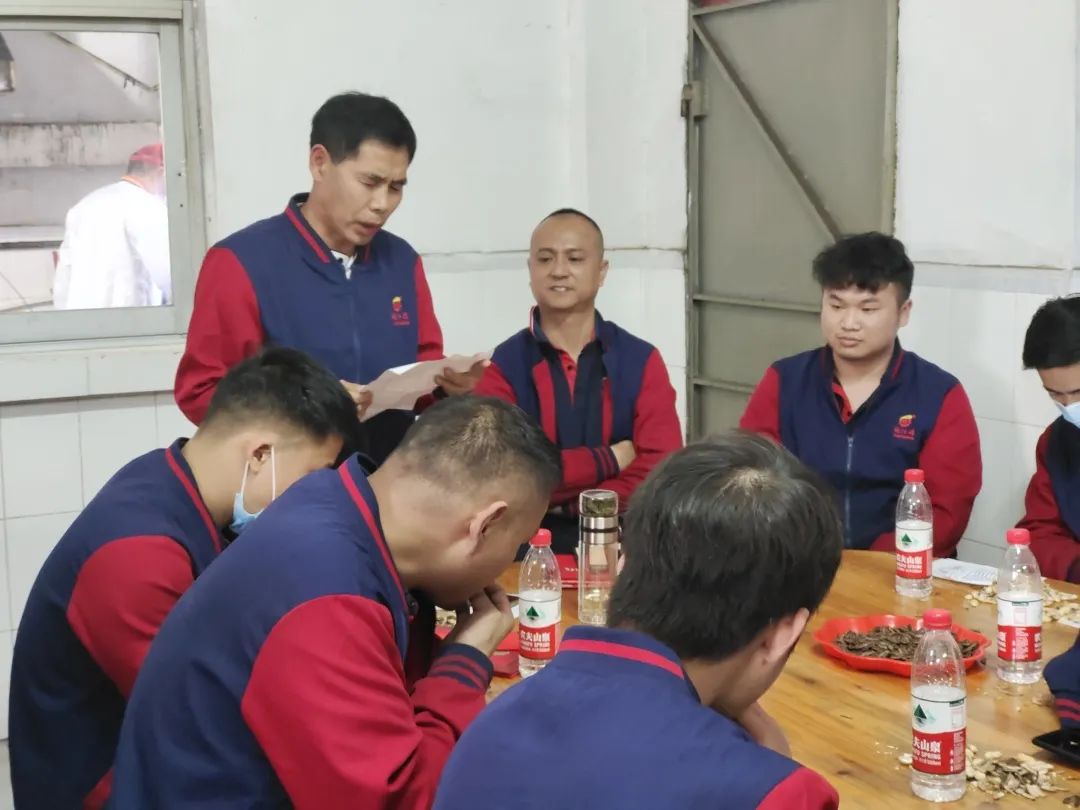 1646901950915939.jpg 06.jpg